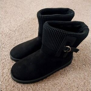 Black Knit  Boots Cloudwalkers Size 13w Runs Small On Size